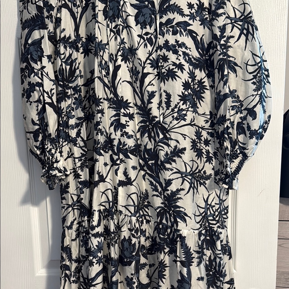 H&M Dress - Picture 5 of 5